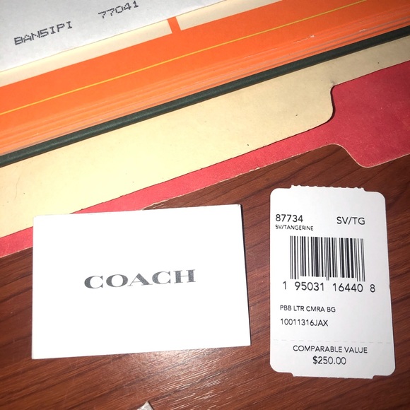 Coach Mini Camera Bag - Picture 4 of 5